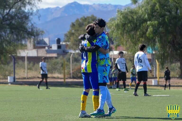 Jornada perfecta para la Cantera Auriazul: tres victorias frente a Patronato por el Torneo Nacional