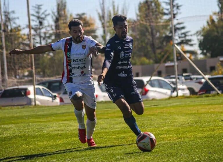 Atenas no pudo en su visita a Mendoza y sufrió un duro traspié ante FADEP