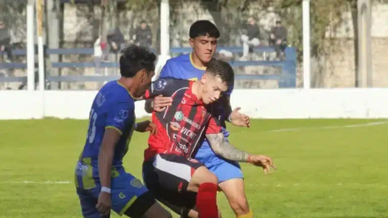 Federal A: FADEP trajo un valioso punto de su visita a Juventud Unida y estiró su racha invicta