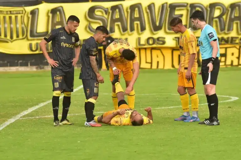Mitre mereció más en casa, pero la falta de gol y la mala fortuna decretaron el 0-0 ante Almirante
