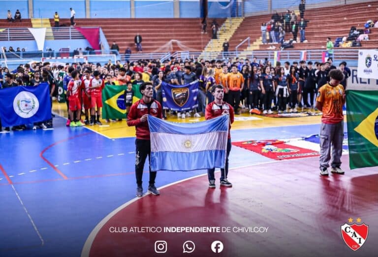 ¡Orgullo Rojo en lo más alto de Sudamérica: Independiente de Chivilcoy hizo historia en Brasil!