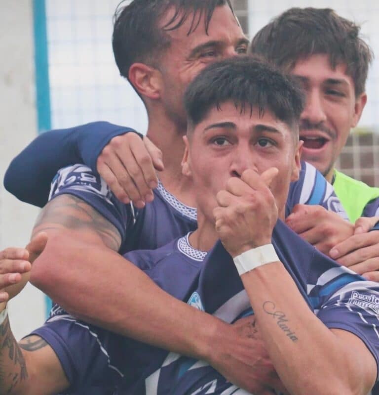 Debut perfecto en la Reválida: Gimnasia CDU goleó 4-0 a Tucumán Central