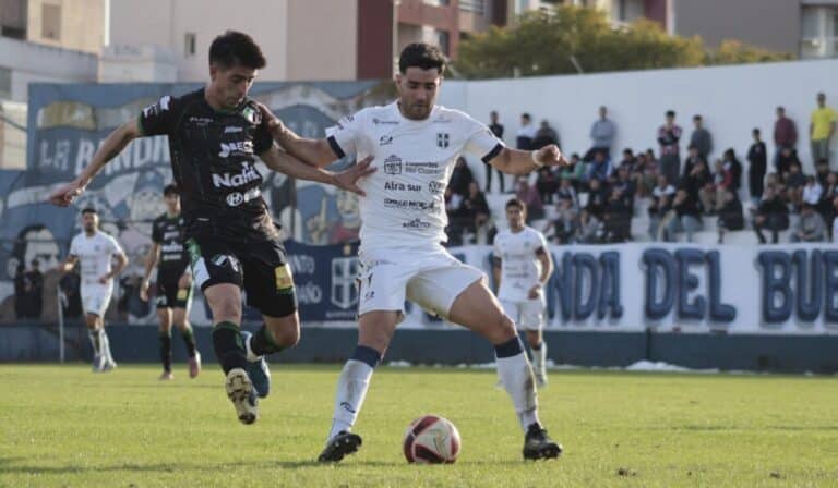 Atenas tropezó ante Villa Mitre en el arranque de la Fase Campeonato y busca recuperarse de visitante